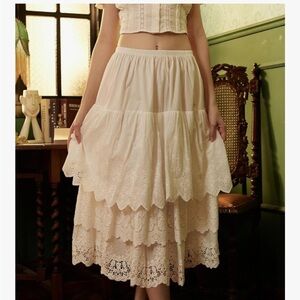Cotton Half Slip Lightweight Skirt Extender Underskirt for Women 3 Tiered Lace